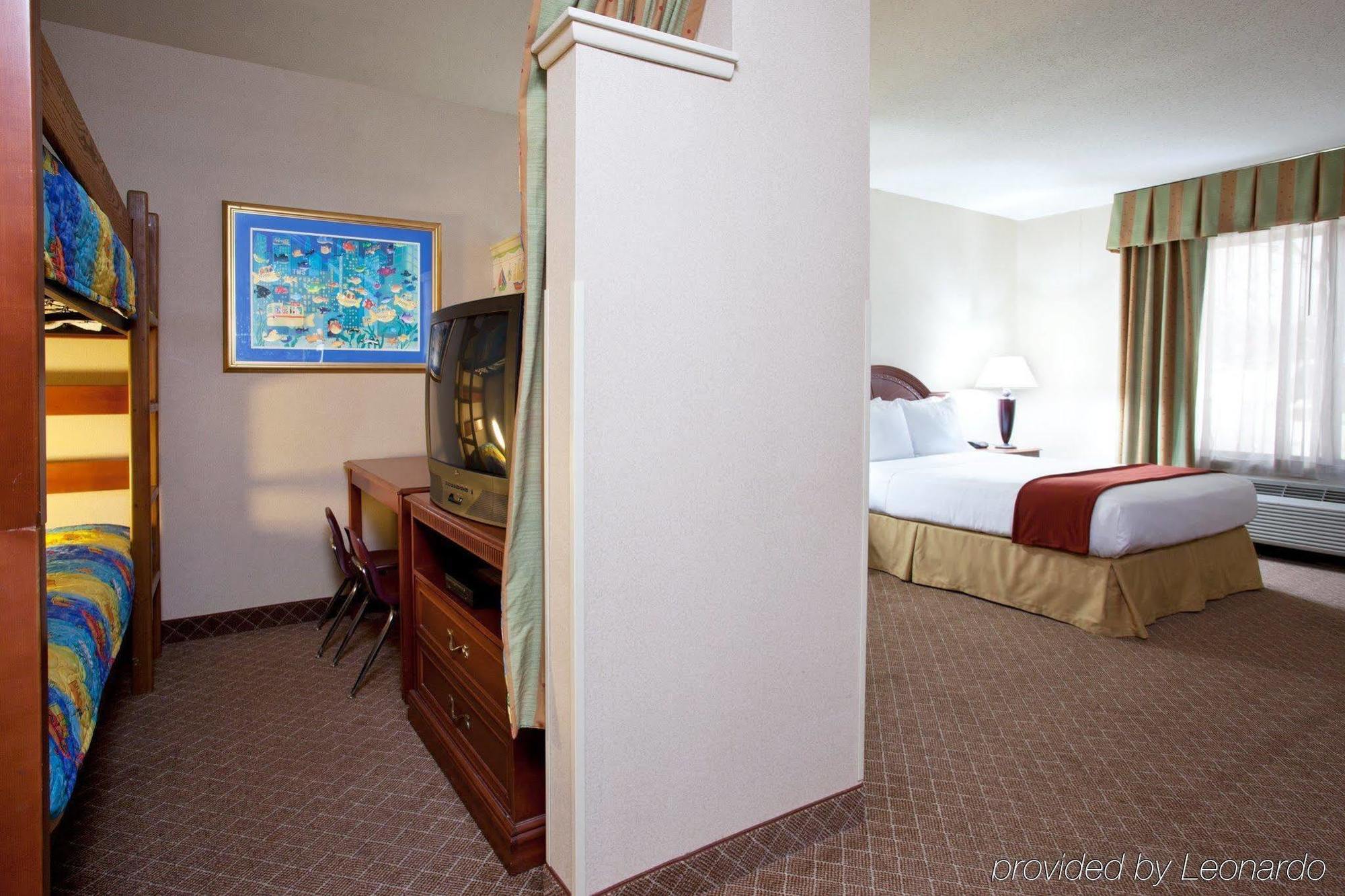 Wyndham Garden Erie Hotel Kearsarge Szoba fotó