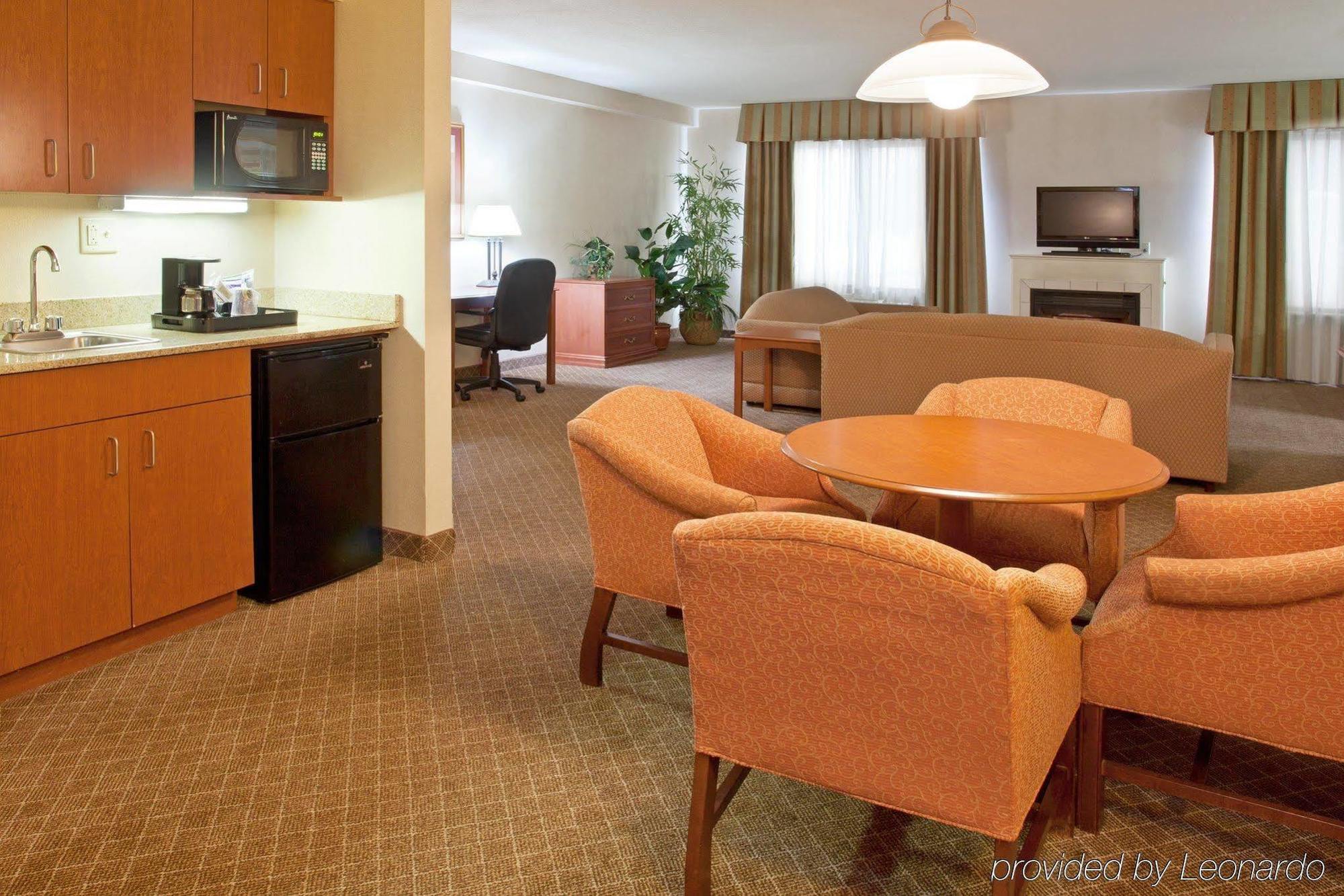 Wyndham Garden Erie Hotel Kearsarge Szoba fotó